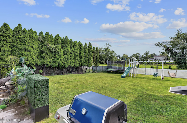 Supplied property photographs and details for 799 Bowyer Avenue
